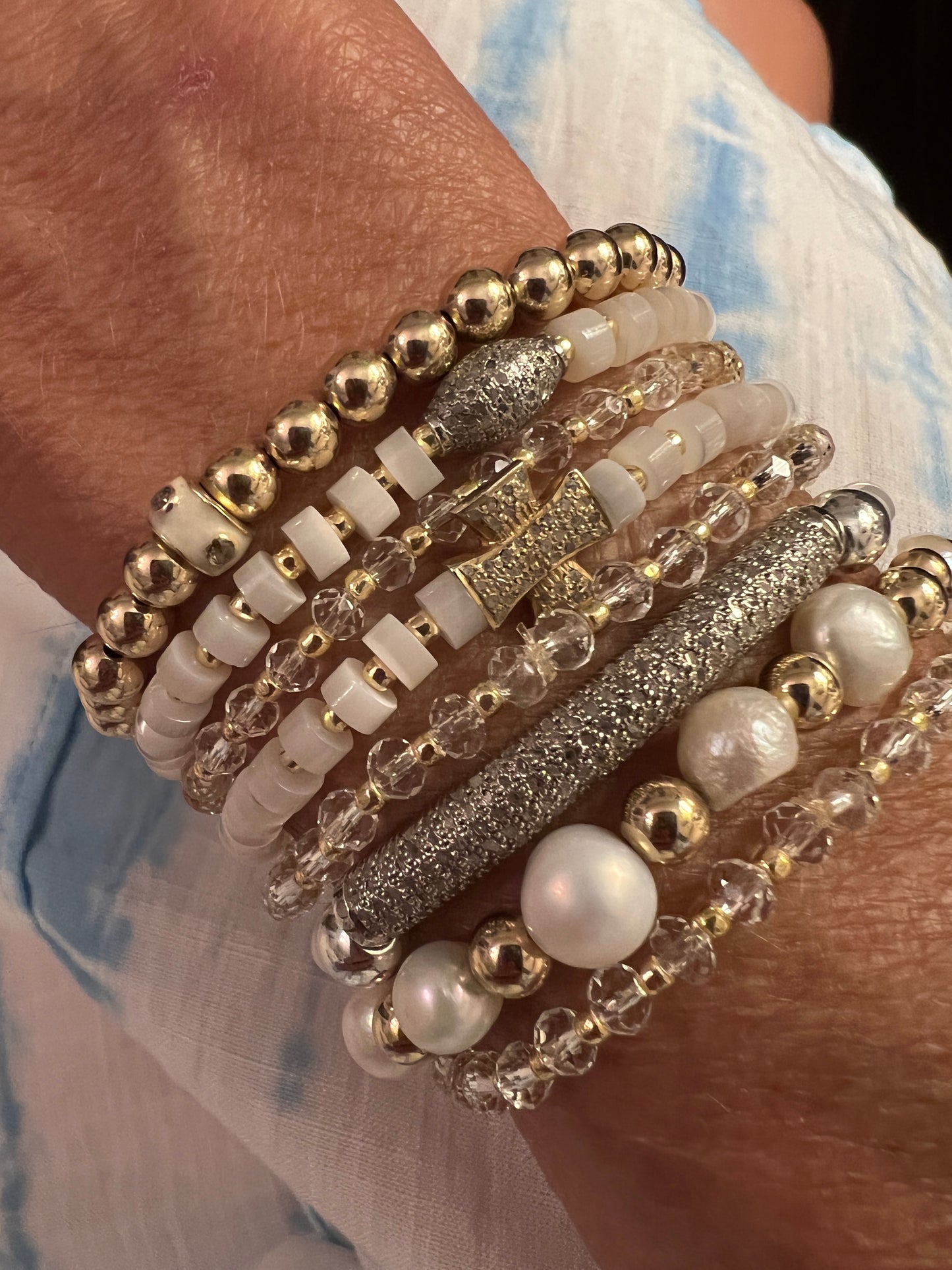 Gold Diamond Hand Bead Bracelet