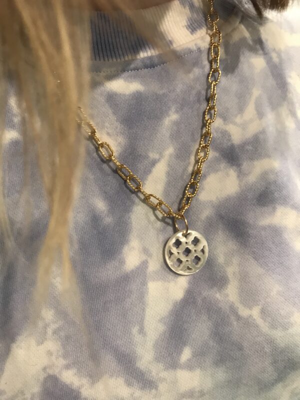 Pearl Filagree Pendant Necklace