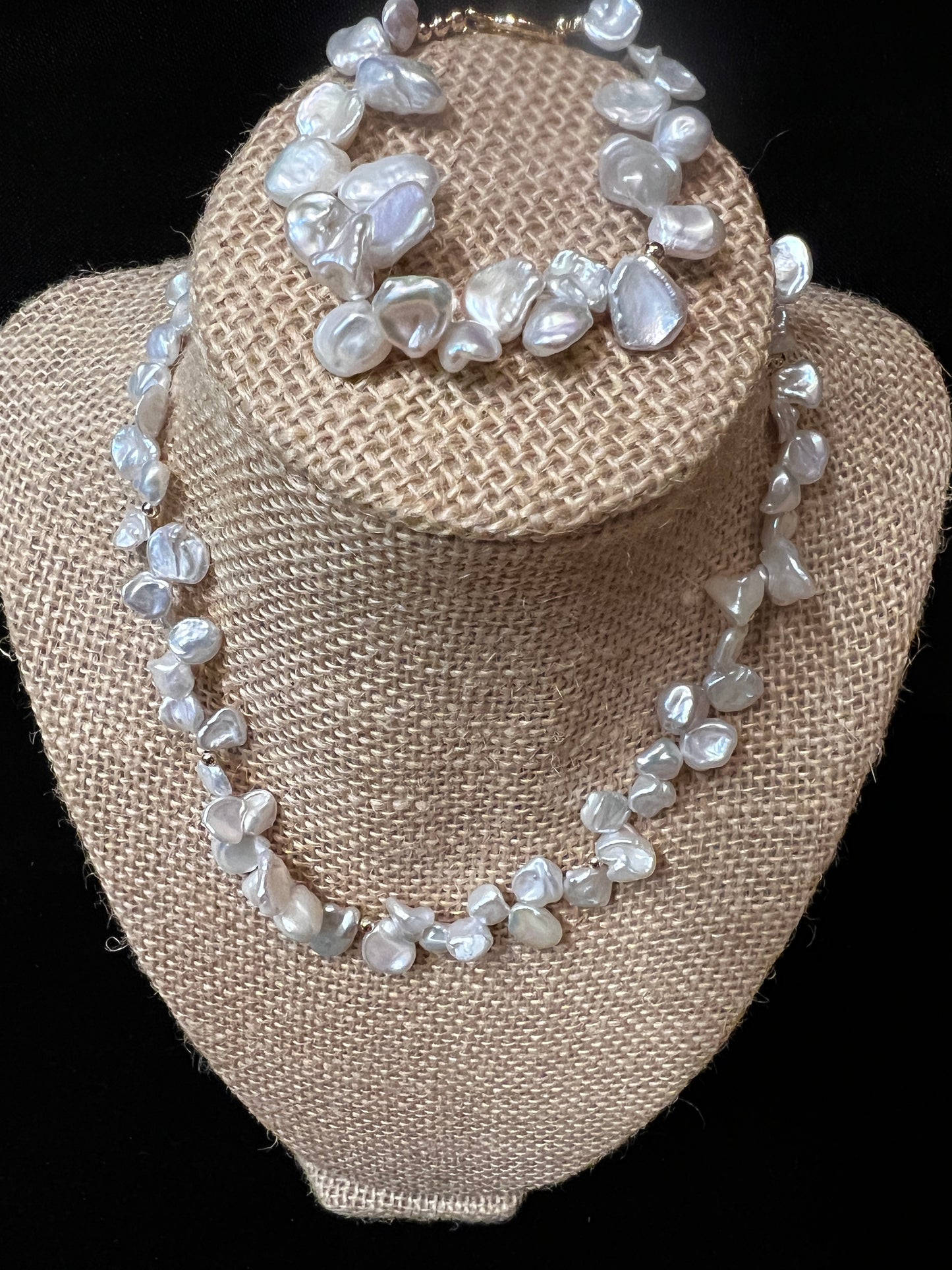 Fresh Water Pearl Necklace/Bracelet