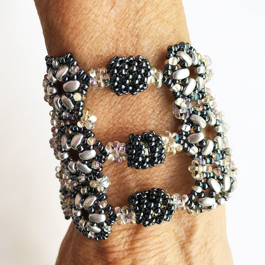 Flower Beaded Bracelet