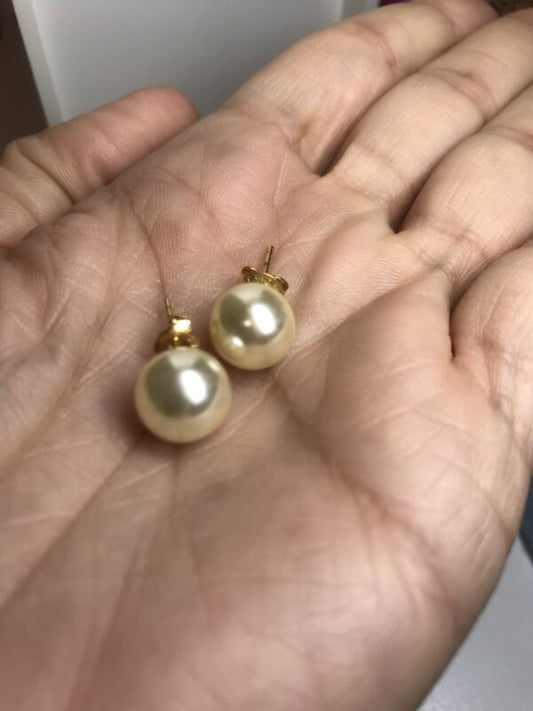 Pierced Pearl Earrings