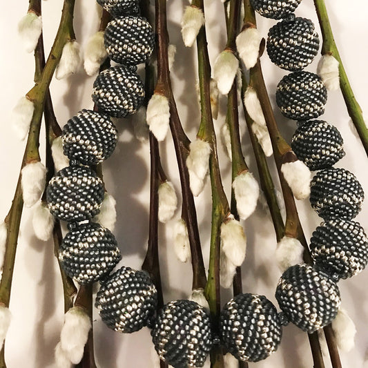 Black and White Bead Necklace
